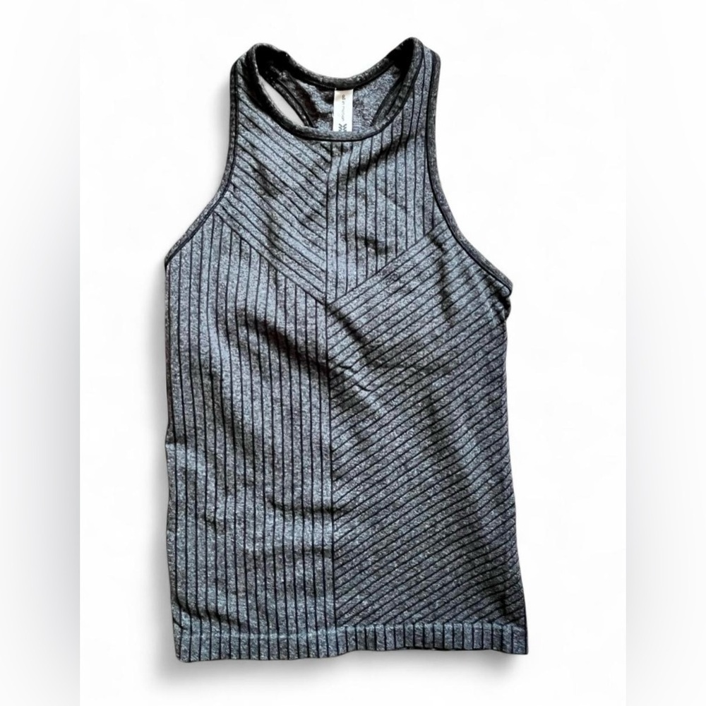 All in Motion Women’s Gray Striped Racerback Workout Top Size Small